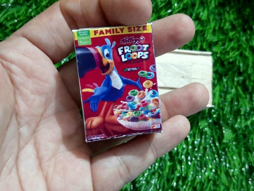 making-miniature-kellogg-s-cereal-boxes-dollhouse-miniatures