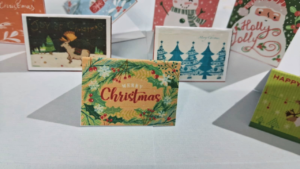 Tiny Tidings: Miniature Christmas Greeting Cards for Barbie Dollhouses and Festive Tree Decorations